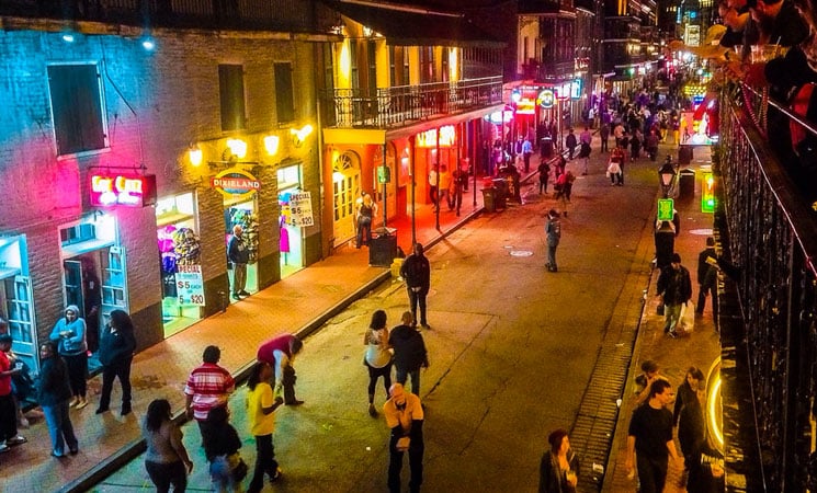 street view of New Orleans night life