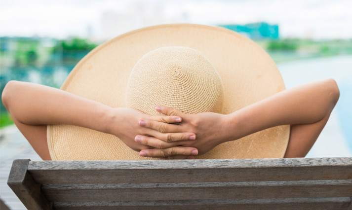 What Not To Pack: Obnoxious Oversized Sunhats